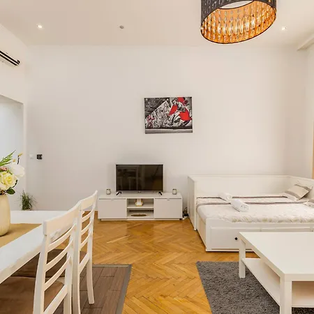 Real Revay Budapest